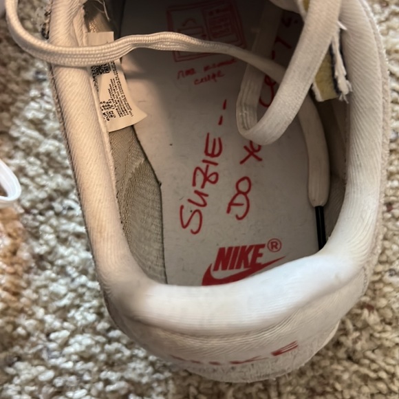 NIKE stranger things shoes - Picture 4 of 7